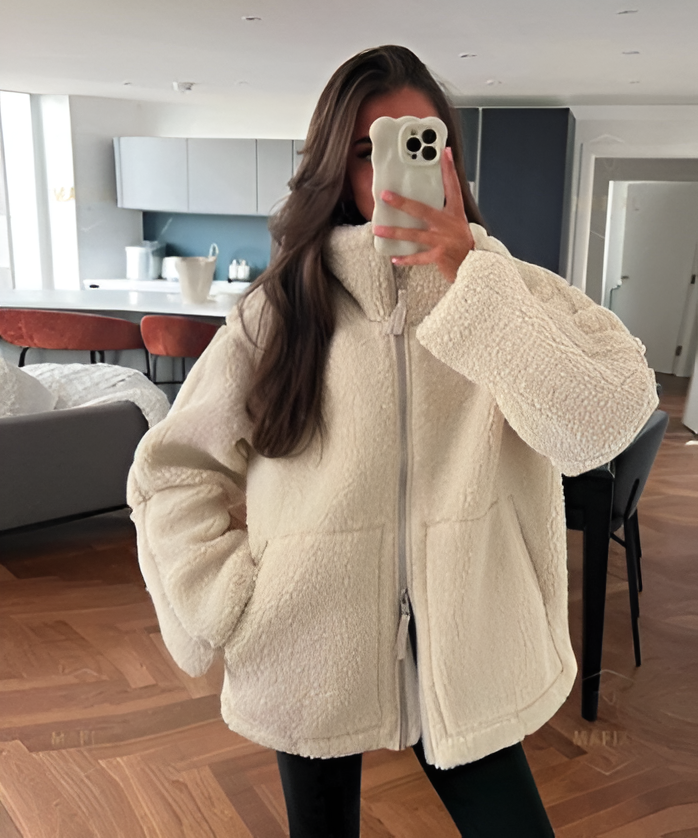 Beatrice - Warm Teddy Jacket